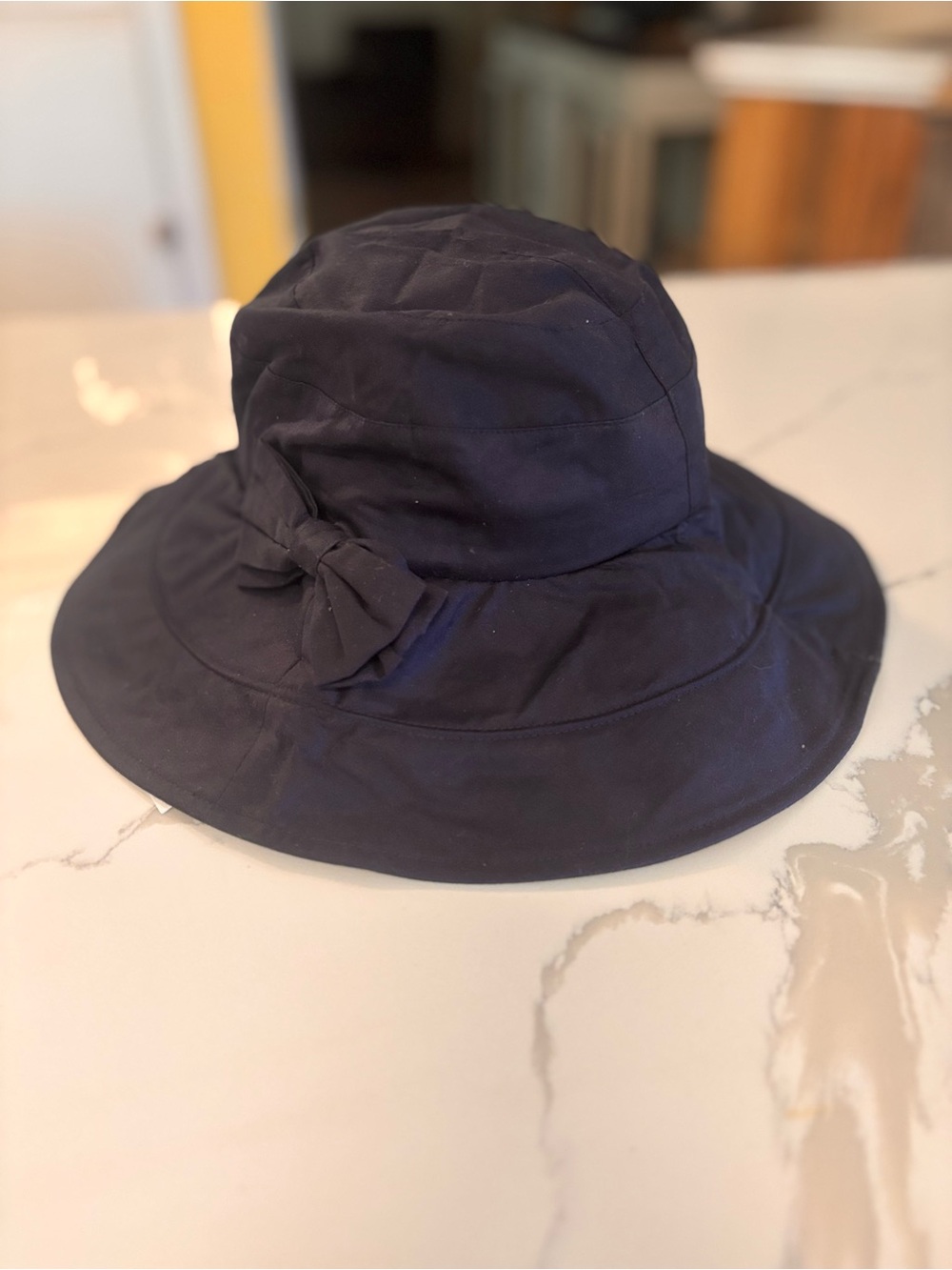 UV Siggi UPF 50+, Classic Navy, wide-brimmed, foldable sun hat.